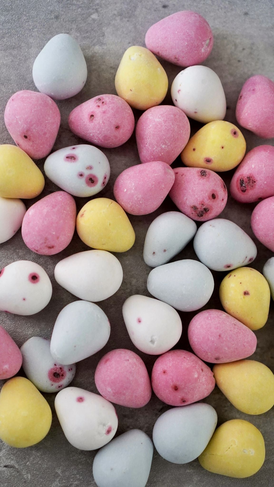 Mummy Meegz Chickee Eggs 1kg